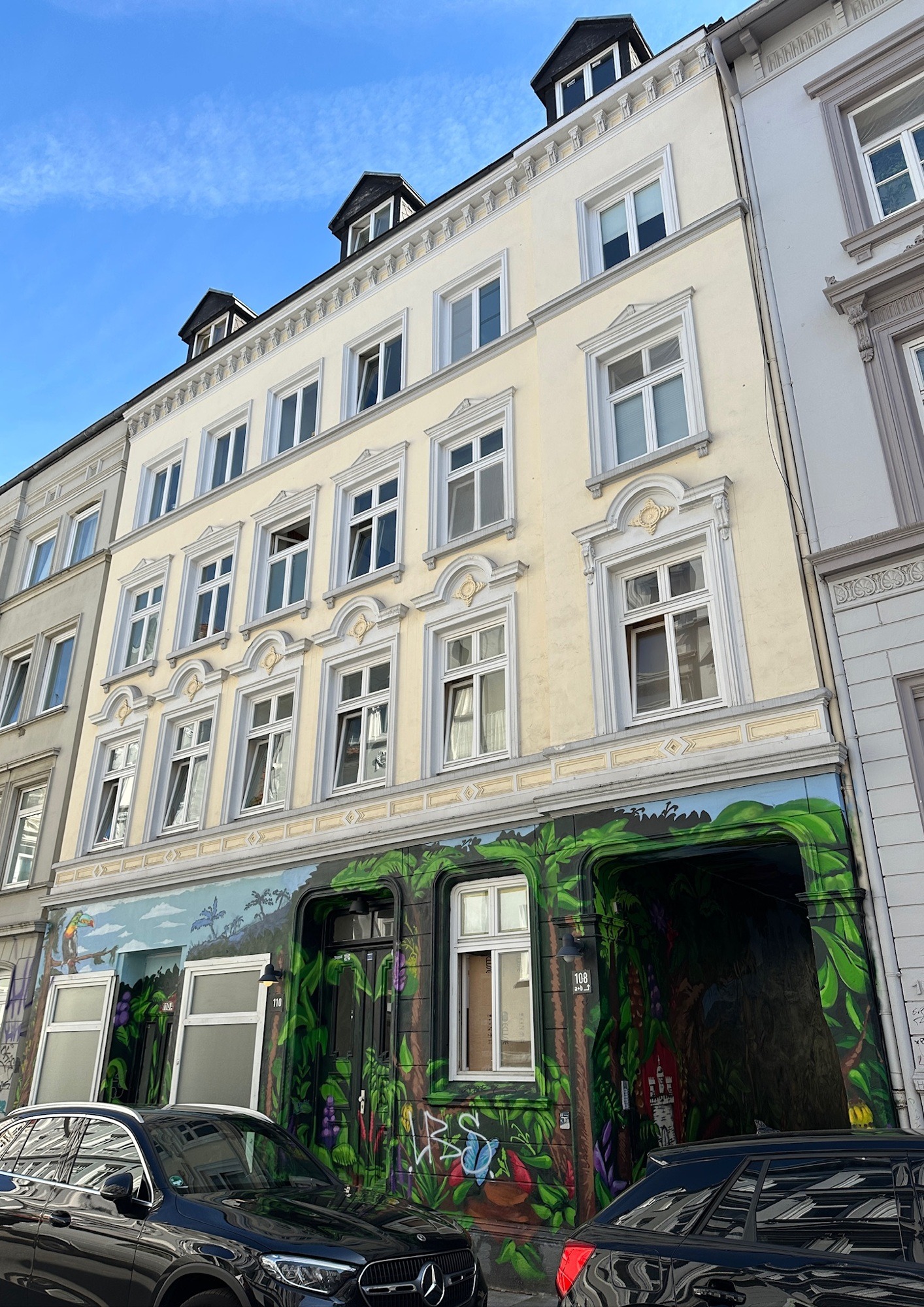 Fassade des Vorderhauses Lerchenstraße 110